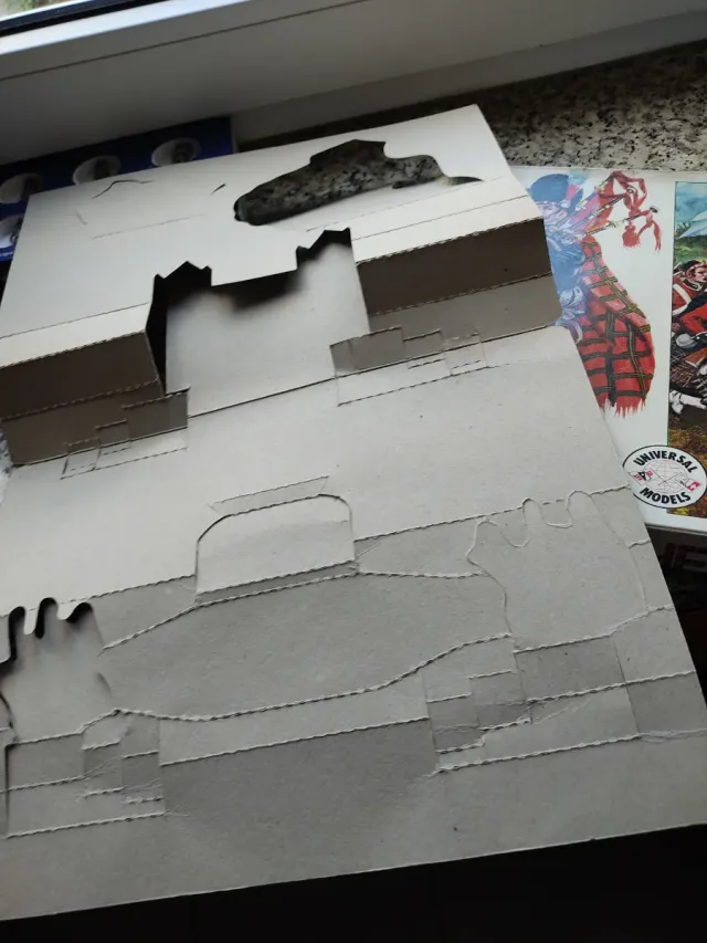 Scatola 10 soldatini metallo Universal Models