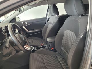 KIA Ceed 1.6 MHEV iMT 136CV Drive