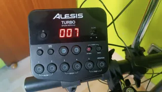 Batería Electrónica Alesis Turbo Mesh
