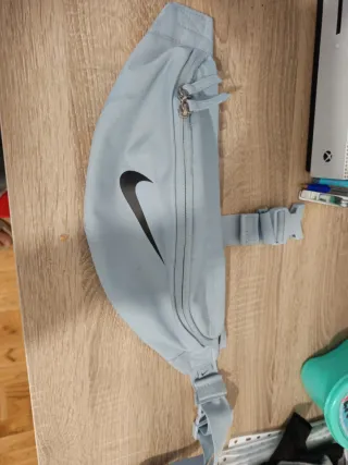 Riñonera Nike Azul Claro
