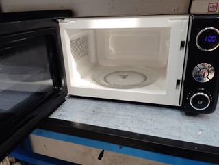 Microondas Orbegozo Negro