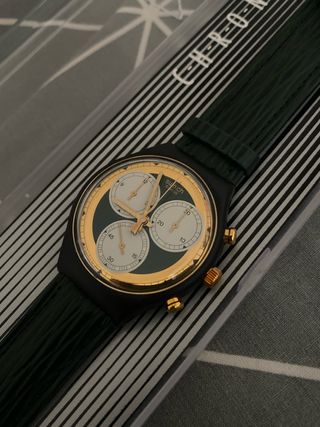 Orologio Swatch Chrono Nero e Oro