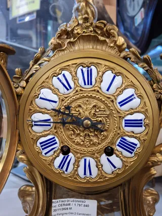 Orologio Parigina con 2 Candelabri