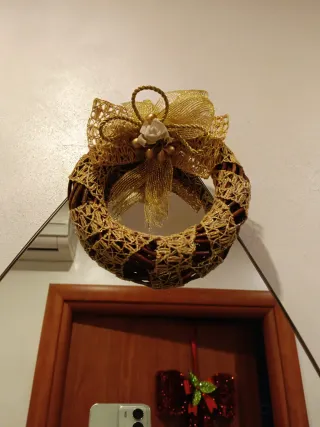 Ghirlanda decorativa dorata