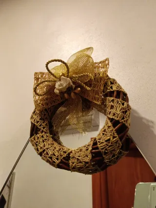 Ghirlanda decorativa dorata