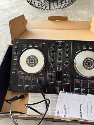 Controlador DJ Pioneer DDJ-SB2