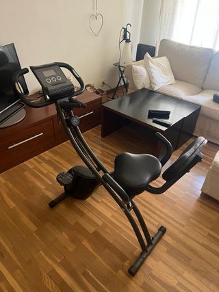 Bicicleta estática negra