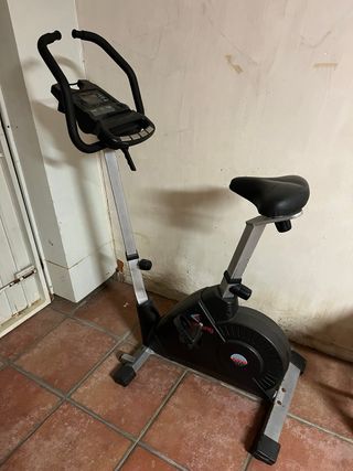 Banco de pesas  Mancuernas Bicicleta estática Remo