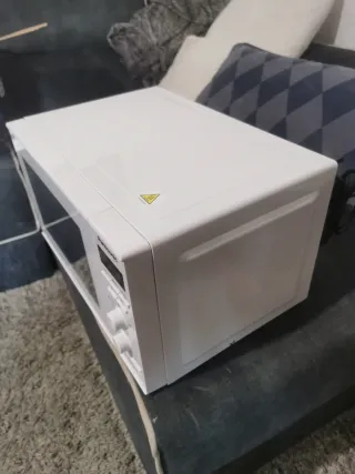 Microondas Panasonic NN-J151W Blanco