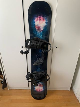 Tabla Snow CAPITA + Fijaciones BURTON