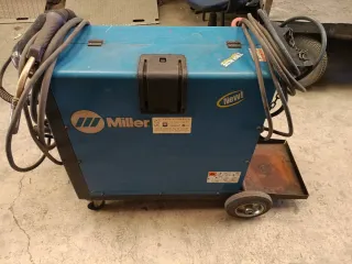 Soldadora Miller Migmatic 273