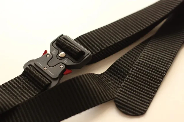 Cinturón Táctico Negro Hebilla Metálica.