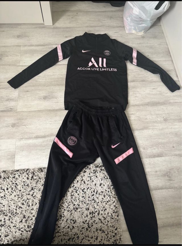 Chándal PSG Nike Negro y Rosa