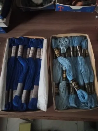 Madejas Bordado Áncora Azul Claro y Oscuro