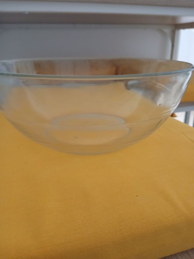 Bol de cristal grande, fuente