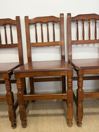 Juego de 4 sillas rústicas de madera maciza