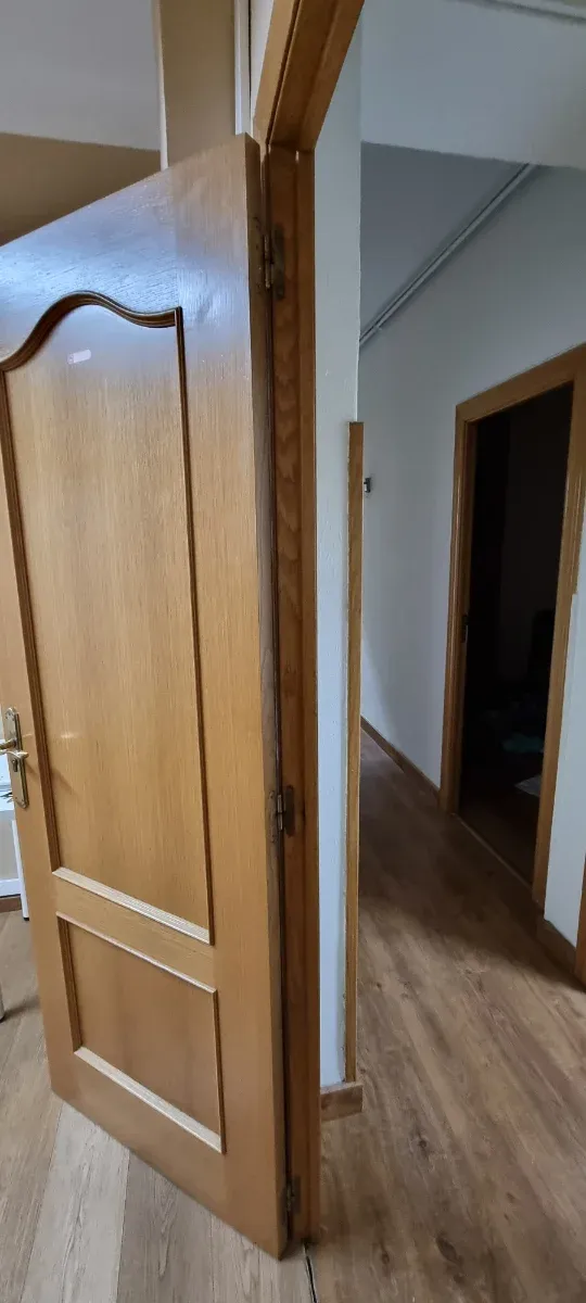 6 Puertas de Madera con sus marcos 200x72