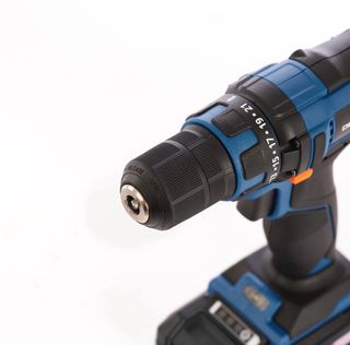 Taladro Atornillador 18v + batería 1.5ah +cargador