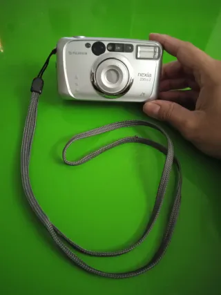 Cámara Fujifilm Nexia 230ix Z