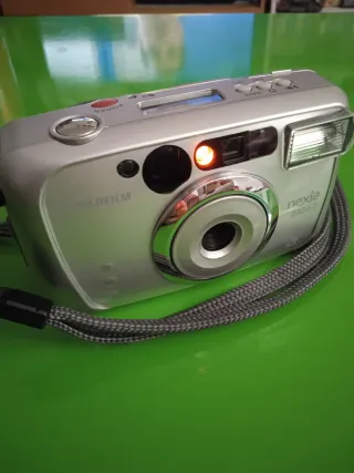 Cámara Fujifilm Nexia 230ix Z