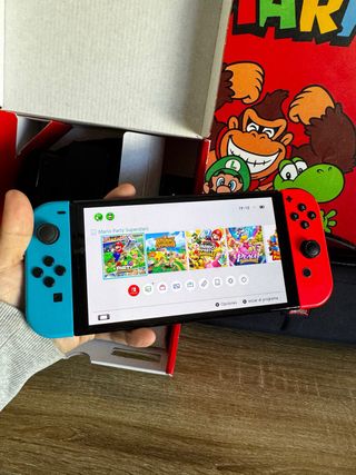 Nintendo Switch OLED  2024 CÓMO NUEVA + accesorios