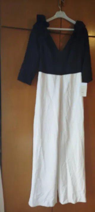 Mono elegante sin estrenar