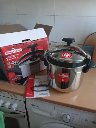 Olla a presión Magefesa STAR 8 L