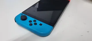 Nintendo Switch + Super Smash Bros.