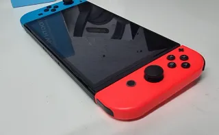 Nintendo Switch + Super Smash Bros.