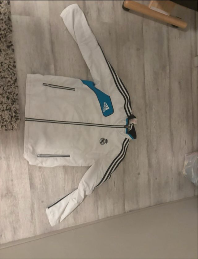 Chaqueta Real Madrid Adidas Blanca y Azul