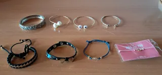 URGE Lote de 20 pulseras variadas.