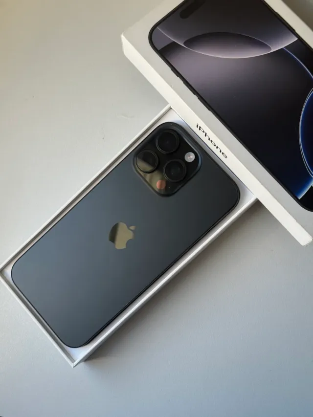 iPhone 16 Pro Max 256 GB Space Gray