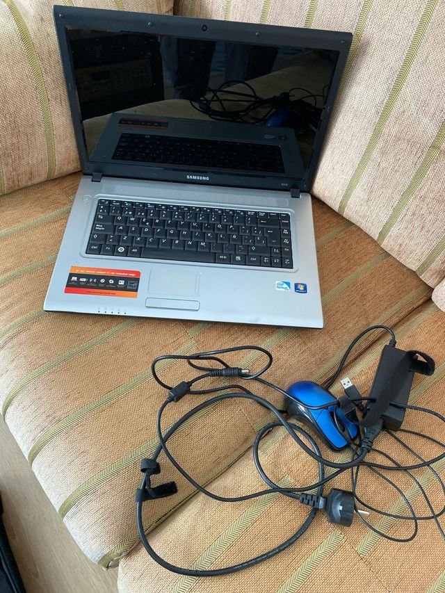 Maletín Inves Negro con ordenador