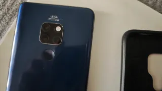 Huawei Mate 20 Blu + Custodia + Scheda NM 128GB Android