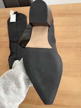 Botas de piel Mango negras