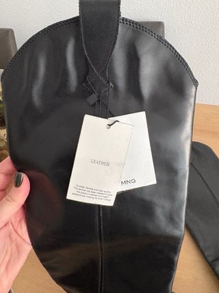 Botas de piel Mango negras