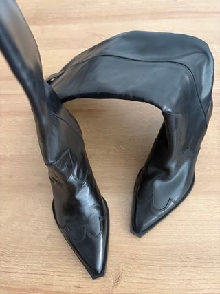 Botas de piel Mango negras