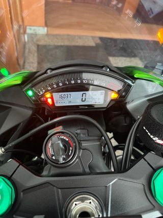 Kawasaki ZX10R KRT 2021
