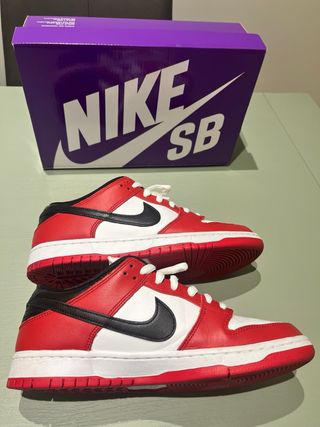 Nike SB Dunk Low Chicago