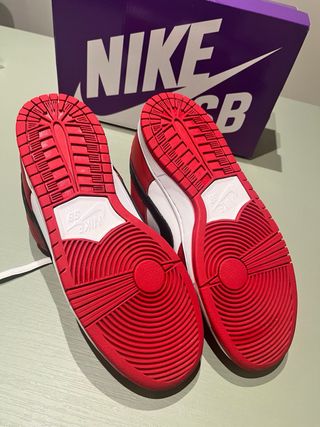 Nike SB Dunk Low Chicago