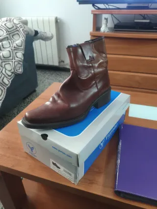 Botas de piel marrones Talla 41