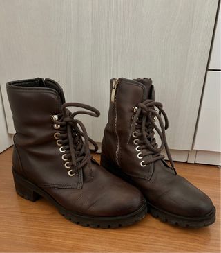 Botas militares marrones forradas de borreguito