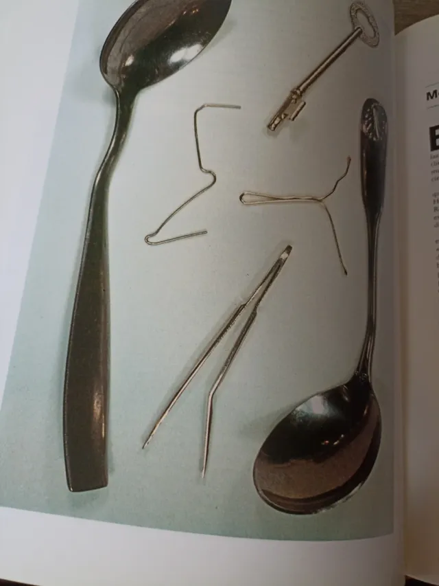 Explicando Lo Inexplicado