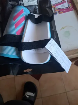 Espinilleras M Ligera con Cierre