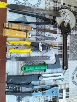 Lote de herramientas de trabajo