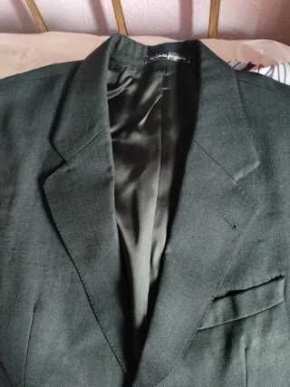 Traje de caballero negro marca Dustin (El Corte In