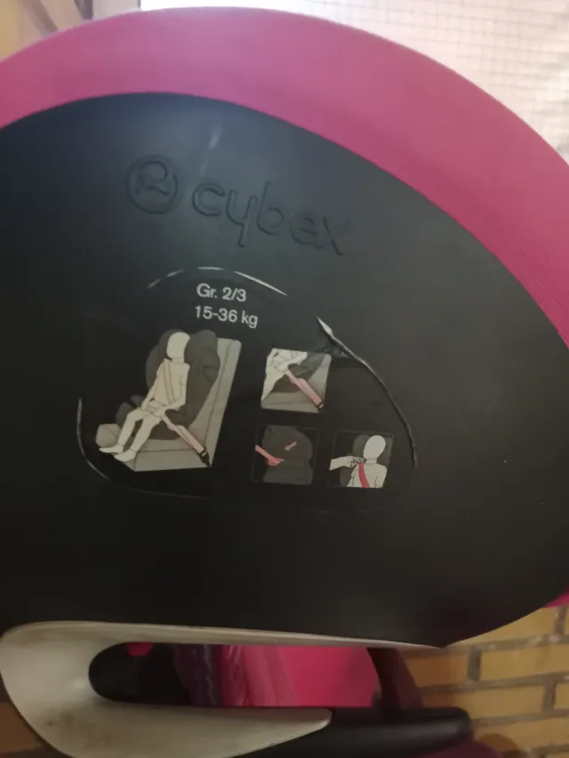 Silla de coche Isofix rosa y negra y rosa