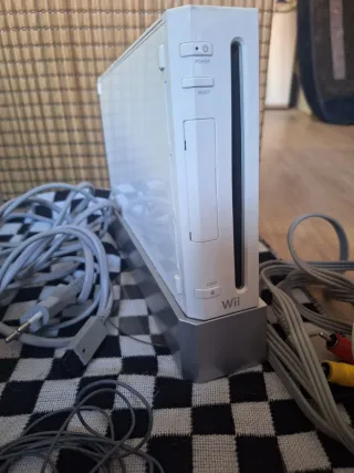 Lote Nintendo Wii Completa (Accesorios)