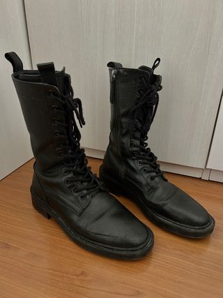 Botas militares piel negras