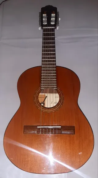 GUITARRA CADETE ESPAÑOLA J. ALVAREZ
